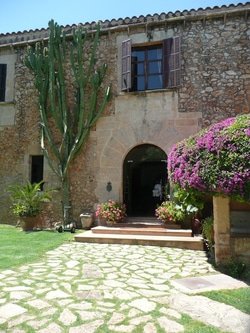 La Reserva Rotana, Hoteleingang Hoteleingang