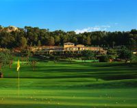 Golf Son Muntaner Clubhaus mit Green
