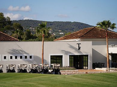 T Golf Calvia Club House